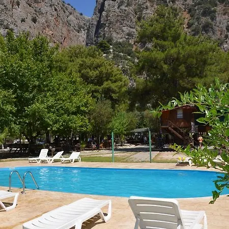 Otel Gorge Club