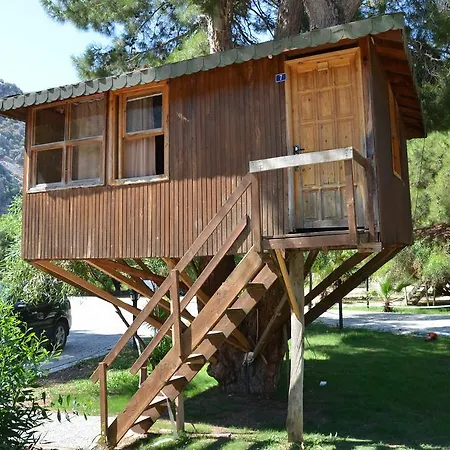 Otel Gorge Club