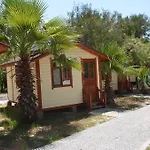 Gorge Club Hotel