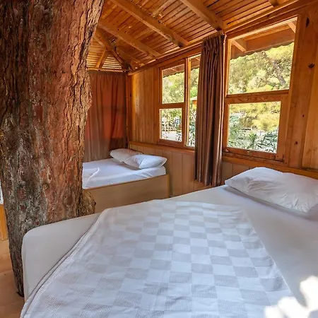 Gorge Club 4*